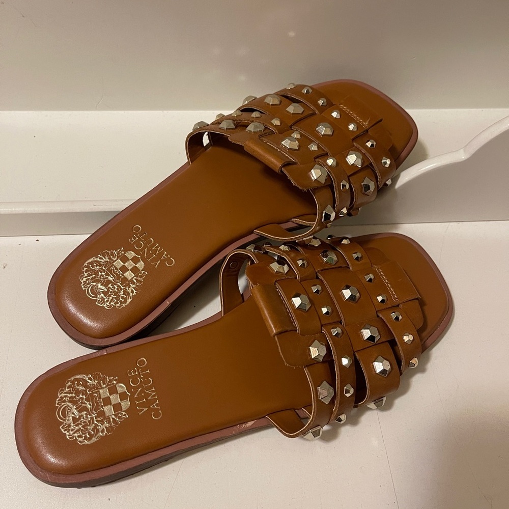 Vince Camuto Studded Leather
Slide Sandals Neverna
Sandstone - Picture 7 of 10